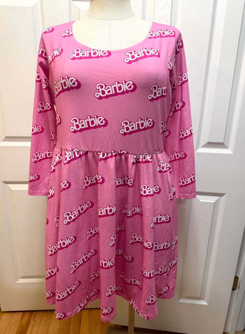 Cakeworthy x Barbie Doll Pink Logo Skater Dress Size 2XL Long Sleeve Cosplay New